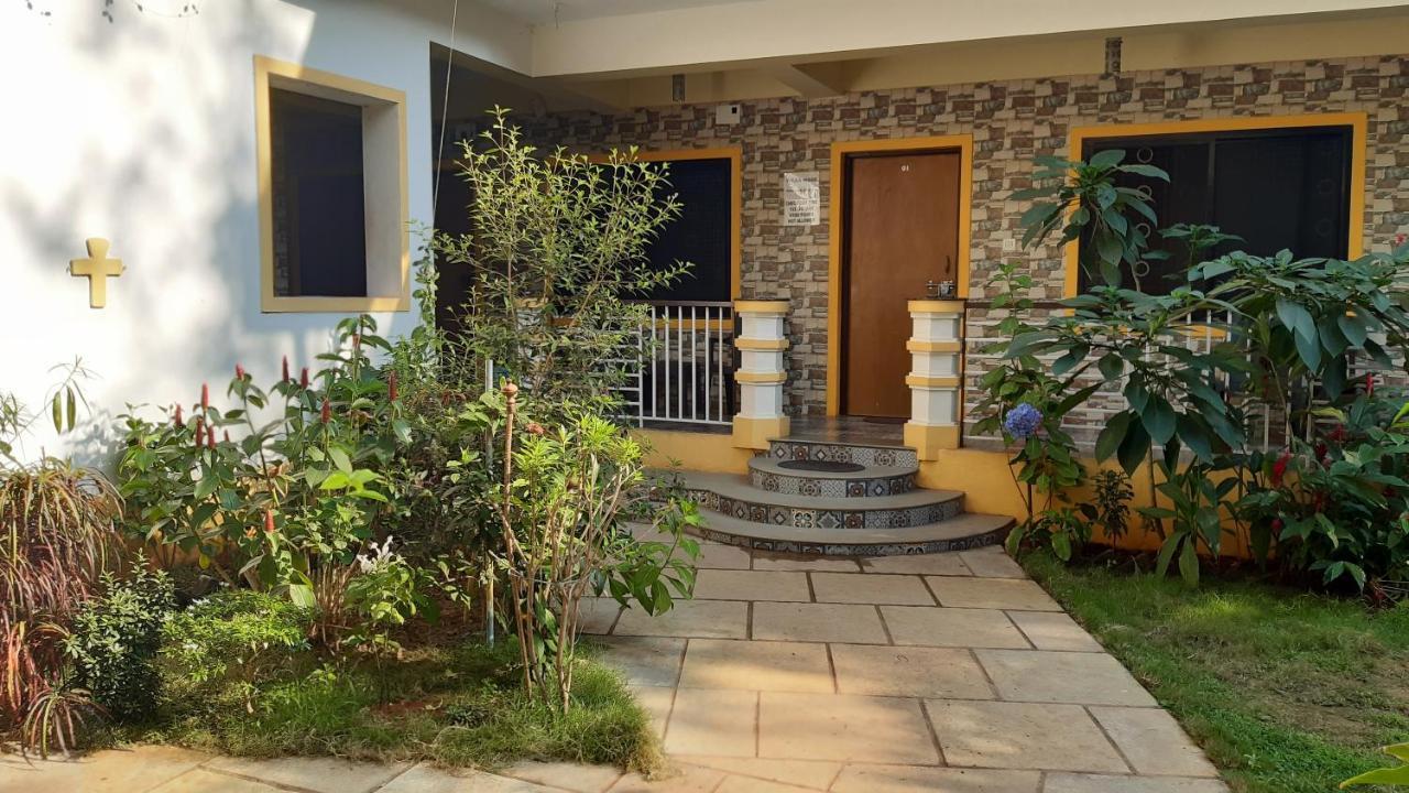 St. Anthony Guest House. Anjuna Esterno foto