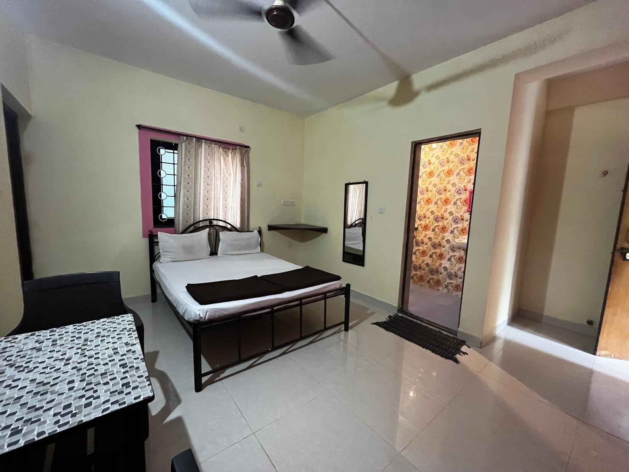 St. Anthony Guest House. Anjuna Esterno foto